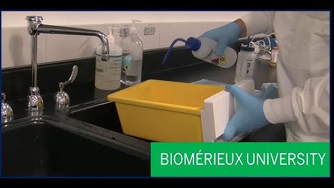 How to Clean the Exterior and Interior Components of the VITEK COMPACT PRO Instrument