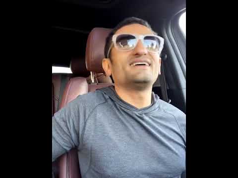 رجعت بلدنا بعد سنين من الغربة وائل غنيم