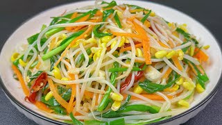 When frying bean sprouts, it is a big mistake to put them directly into the pot! Teach you the resta