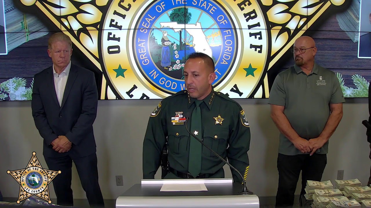 ПРЯМОЙ ЭФИР | Шериф Кармине Марсено объявляет об арестах в ходе операции «Нарко Навидад»