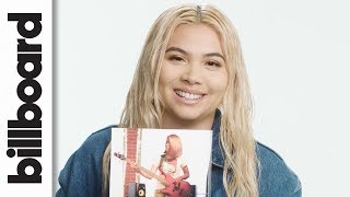 Miniatura de "Hayley Kiyoko Says She Wishes She Could Give Her Younger Self a 'Massive Bear Hug' | Billboard"