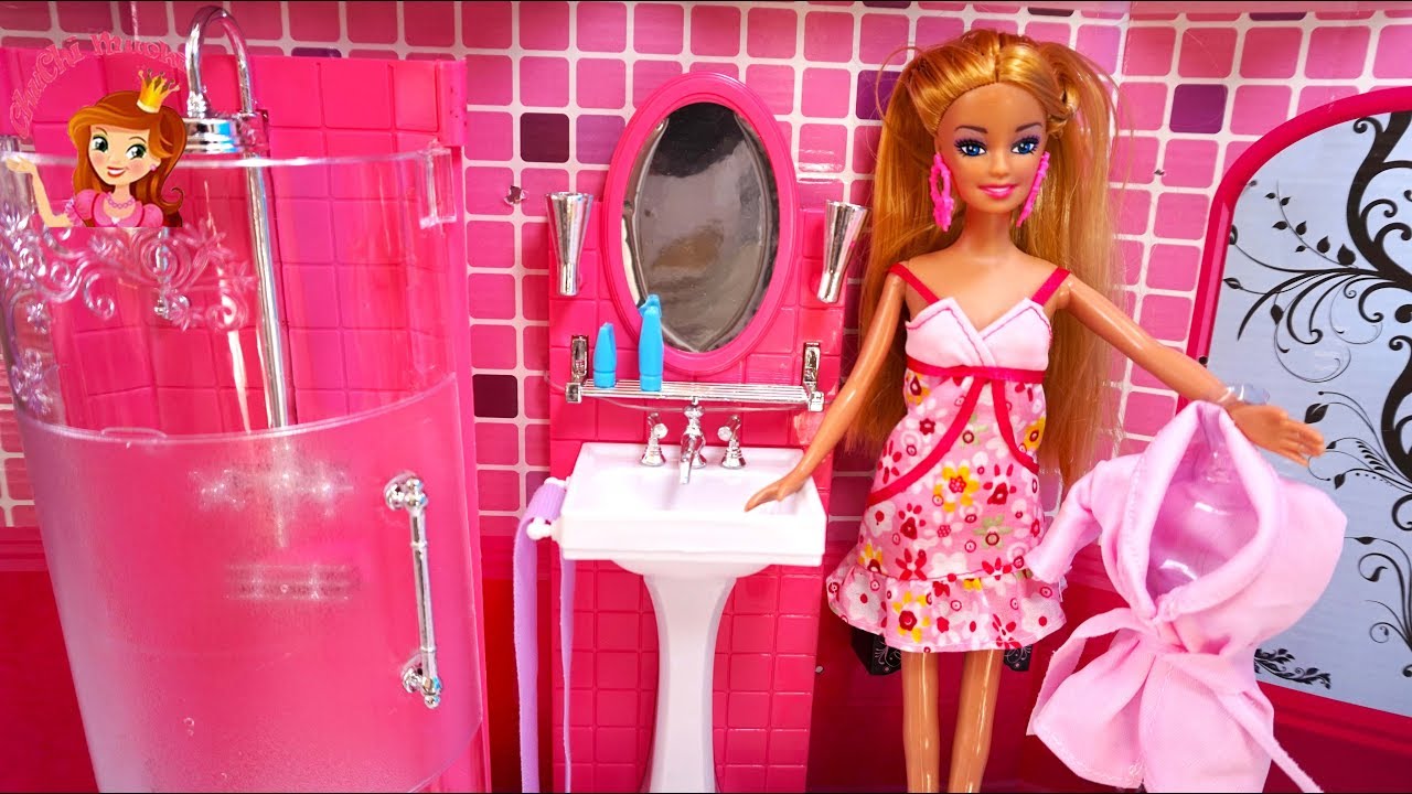 BARBIE PRINCESS DOLL PINK BATHROOM बार्बी वीडियो MORNING ROUTINE