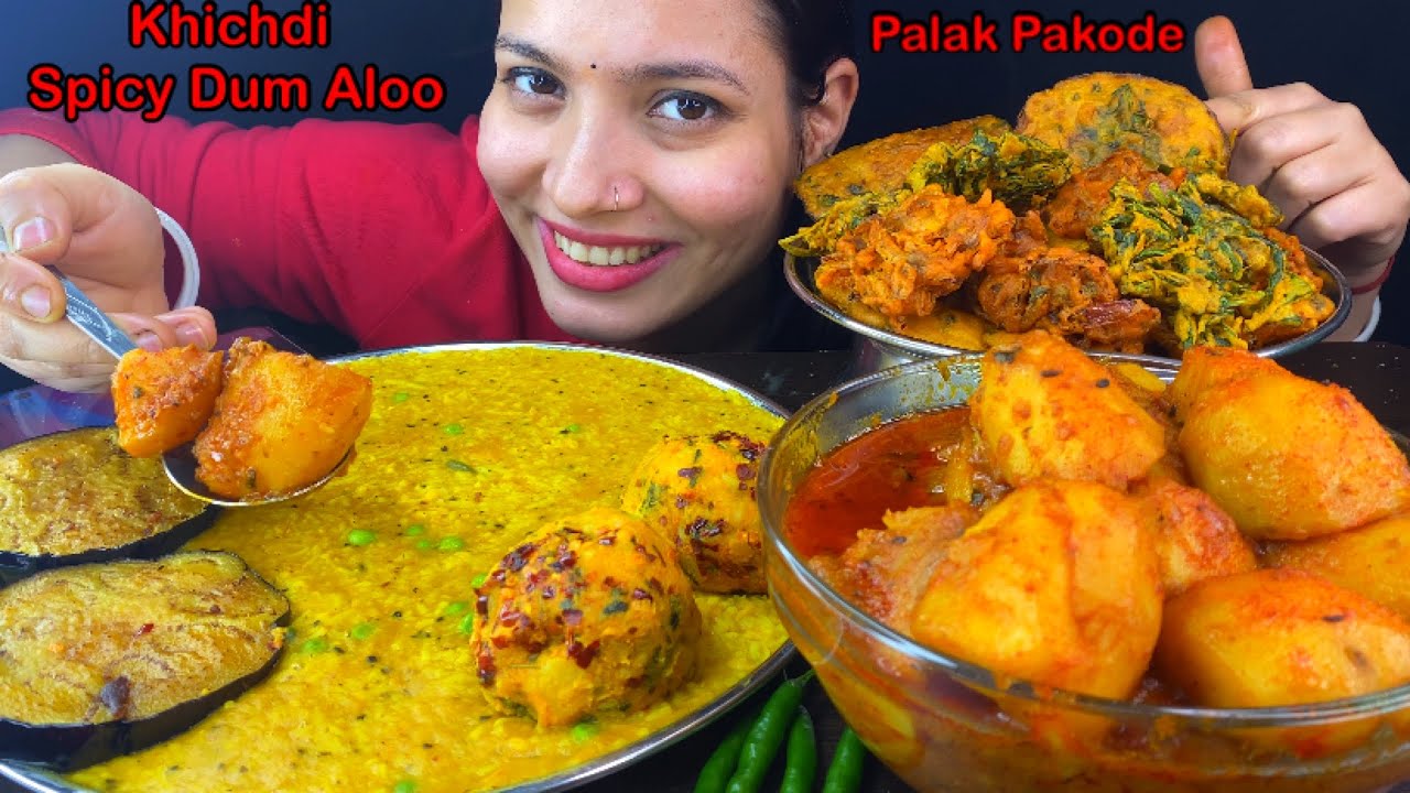 Eating Spicy🔥 Veg Khichdi, Aloor Dum, Aloo Bhorta, Bengan Fry, Palak Pakode, Pyaj Pakode, ALoo asmr