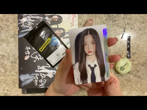 TripleS AAA Hello82 Signed Albums Access Unboxing