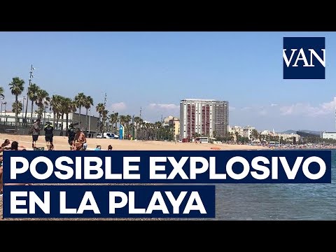 Un posible explosivo de la Guerra Civil obliga a cerrar una playa de Barcelona