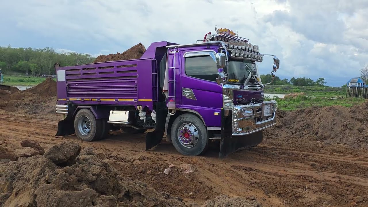 งานนี้ถ้ารถไม่พังรวยเลยครับ Dump Trucks