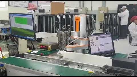 Hitbot Robot Arm is gluing Parts for Production Line
