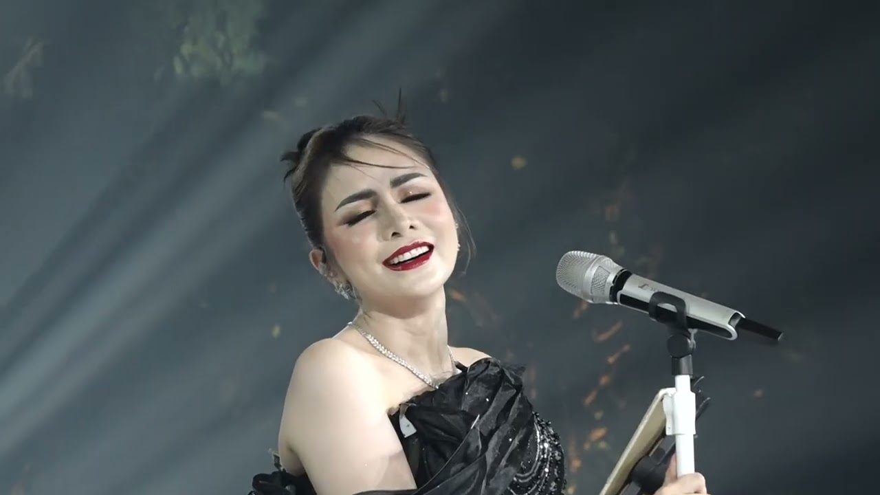 Cobalah Mengerti - Momo (Live by Steve Deaprof Orchestra)