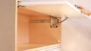 INSET RECEDING DOOR MECHANISM