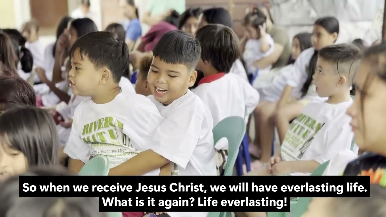 Philippines Christmas Outreach | Feeding Orphans & Sharing the Gospel