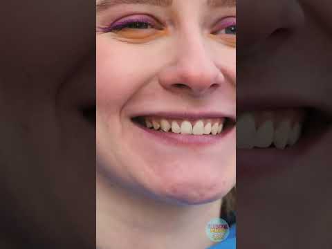 الفتيات يجب أن يساندن بعضهن البعض