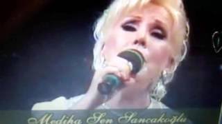 Medi̇ha Şen Sancakoğlu - Akşam Oldu Hüzünlendim Ben Yine & Keman Taksimi
