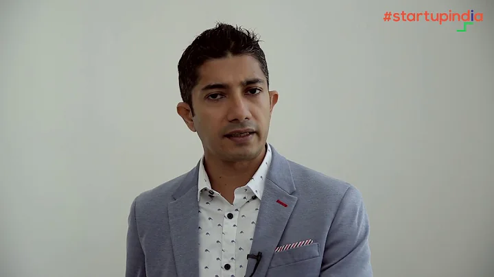 StartupThursday on difference b/w an accelerator & incubator