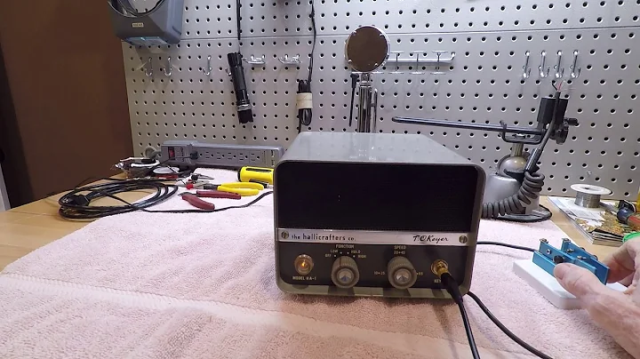 AOTA (Antiques On The Air) ... The Hallicrafters T.O. Keyer ...