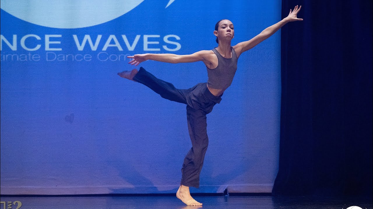 23-24 Qualifier 3 BE - Flo Verheyen (Cosmo Dance Company) - YouTube