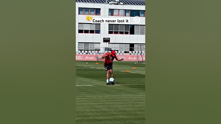 Coach Kompany with some skills 👀