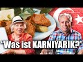 Deutsche Senioren probieren Türkisches Essen