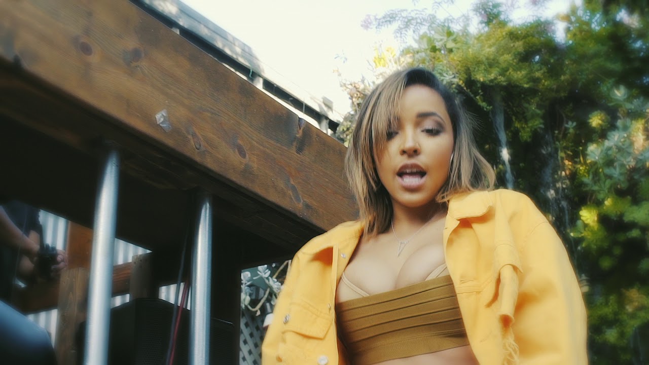 TINASHE THROW A FIT (SUNDAZE) YouTube