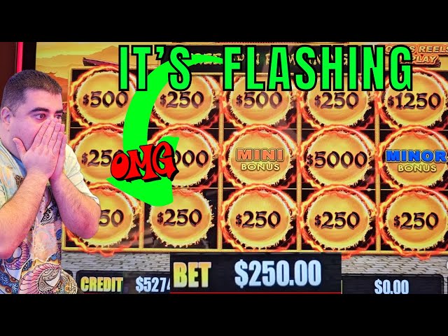 I Milked This DRAGON LINK Slot Machine - $250 Spins class=