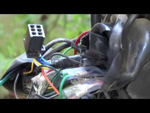 बैटरी पर बाइक का हेडलाइट कनेक्शन कैसे बदलें