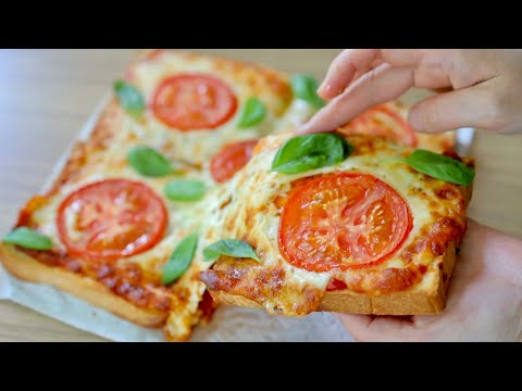 Super easy bread pizza makingSuper easy Margherita pizza