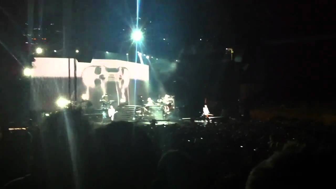 Linkin ParkWretches And Kings live Newcastle Australia 4/ YouTube