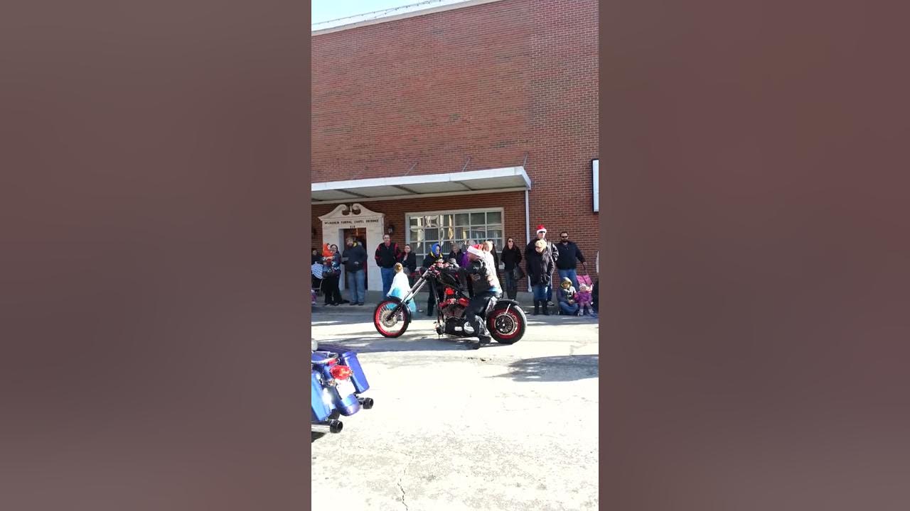 Sedalia mo Christmas parade YouTube