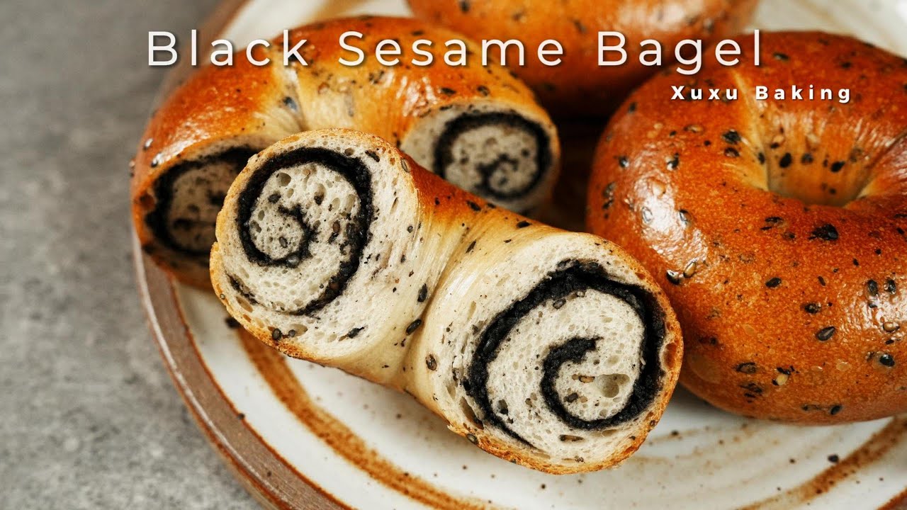 とっても濃厚なダブル黒ごまベーグル！失敗知らずの超おいしいレシピ・Extra Rich Black Sesame Bagel — Delicious and Foolproof Recipe!