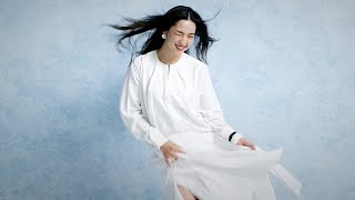 中村アン、スカート振り乱しながら華麗に舞い踊る　ショパール ハッピーダイヤモンド「ハッピームーブ」