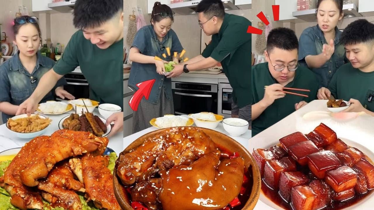 My stingy older brother ate all the food himself again, but Mom gave me some of the grilled meat.