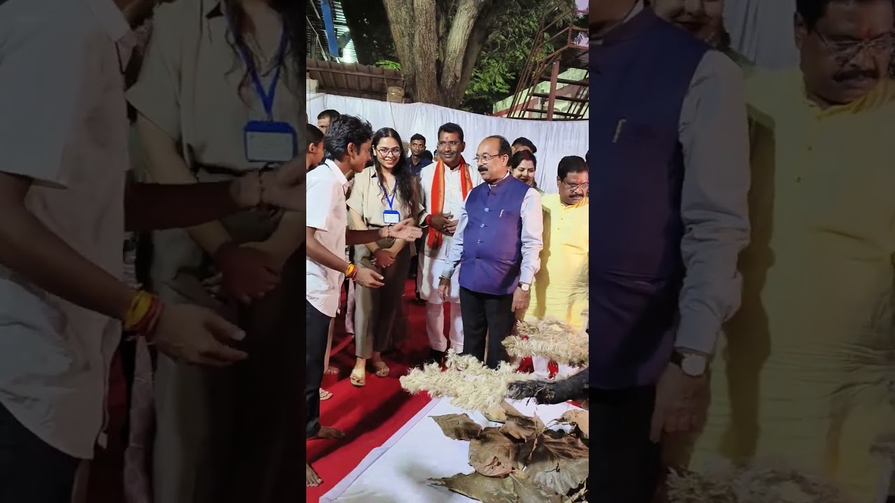 धमतरी में आयोजित 'जल जगार' महोत्सव में मान. विधानसभा अध्यक्ष Dr Raman Singh जी के साथ सम्मिलित हुआ।