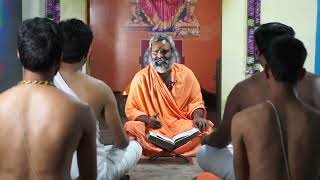 How To Chant Gayatri Mantra Properly Traditional Way Pujya Swami Ananda Saraswati Vishvamitra