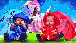 Spielspaß mit Nenuco Puppen. Die Zwillinge  gehen im Regen spazieren. Spielzeug Video auf Deutsch