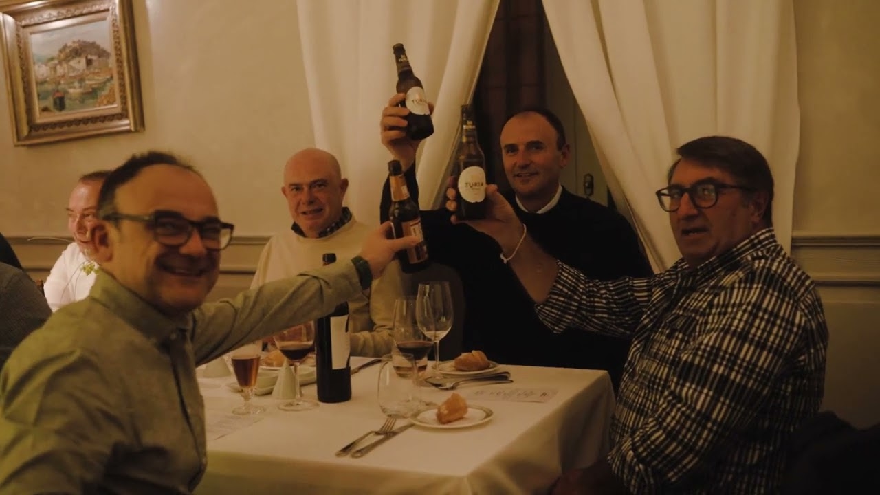 Casa Meua és Casa Teua en El Raset. Els Magazinos 2023. La cena.