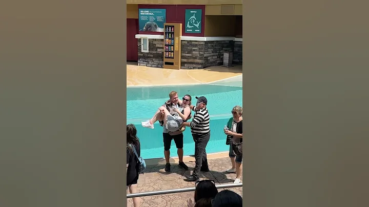 The best moment Tom mime SeaWorld #seaworldmime #funny #comedy #funnyvideo #fun