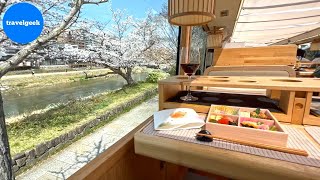 I Had Lunch on a Bus Restaurant in Kyoto Japan | Kyoto Restaurant Bus