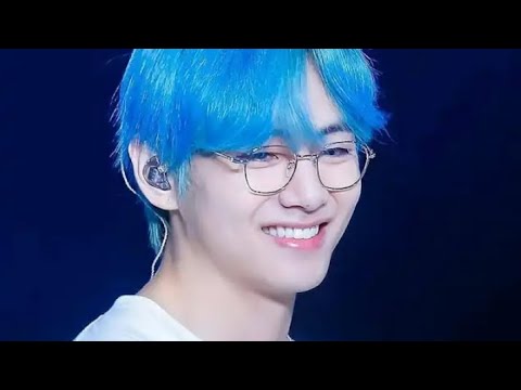 BTS army whiching the BTS video 🙈🙈❤️🙏🏻🙏🏻