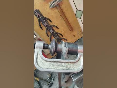 Струбцина для запрессовки сайлентблоков и шаровых. - YouTube