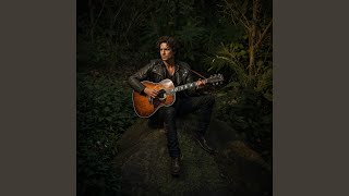 Gelap di balik cahaya