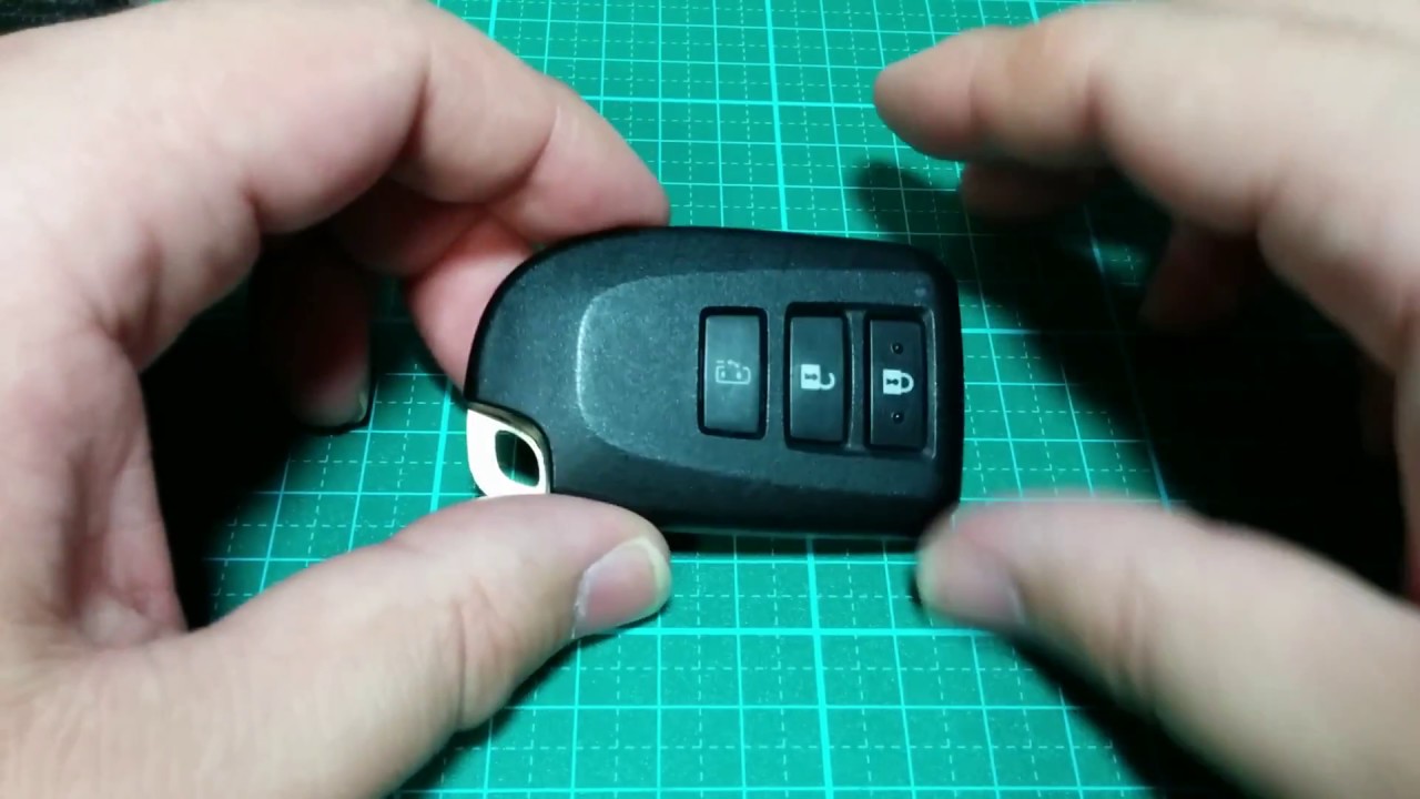 90秒で完了 Toyota スマートキーの電池交換 Youtube
