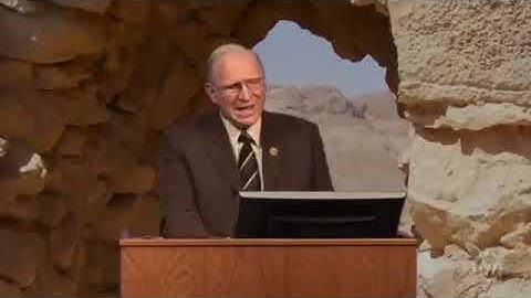 Chuck Missler /  Ezekiel 38 & 39 / The Coming War