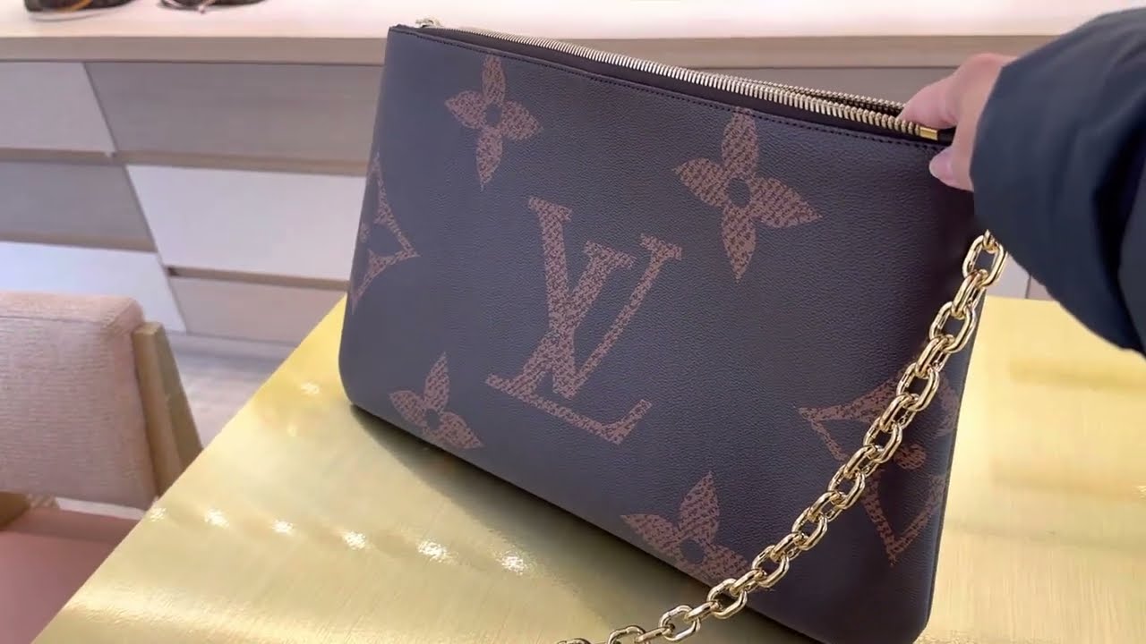 Louis Vuitton Pouchette Cles XL 