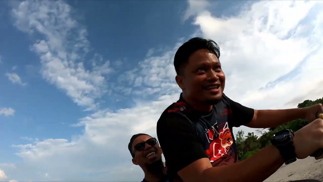 Eco Bay Beach Resort Tanjung Sedili Family Camping