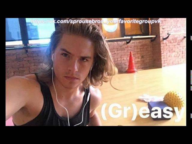 Үлкен, сымбатты кеуделердің фотосуреттері