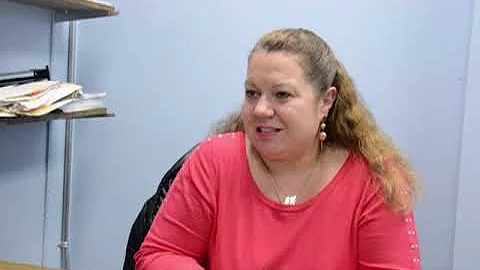 Martha Batiz difundiendo el idioma espaol en Canad...