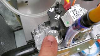 How to set gas pressure using a Manometer @FieldpieceProducts