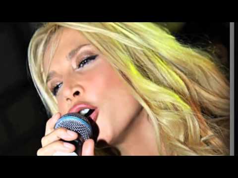 2012 Превод. Василис Карас - Паола Фока - Любовта Е Буря