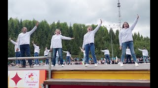 Последний звонок 2022 Уфа: танец родителей выпускников