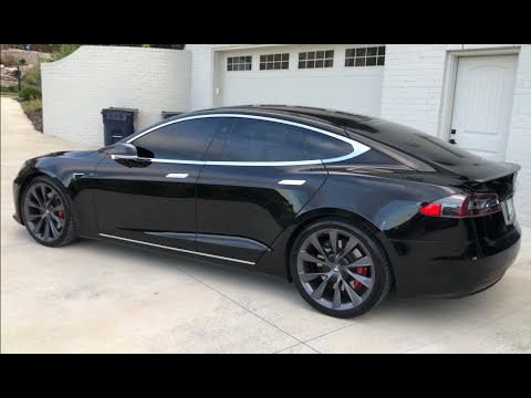 Detailed 2019 Tesla Model S P100D Review - Is the Fastest Sedan in the World Due for a Refresh?