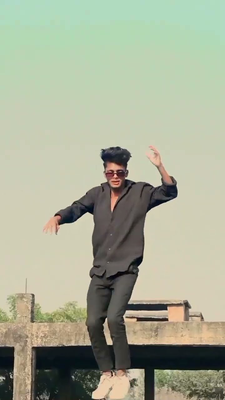 Aye Haye Haye सड़िया करियई के लाई #bhojpuri #bhojpurisong #dance #aadishaktifilms